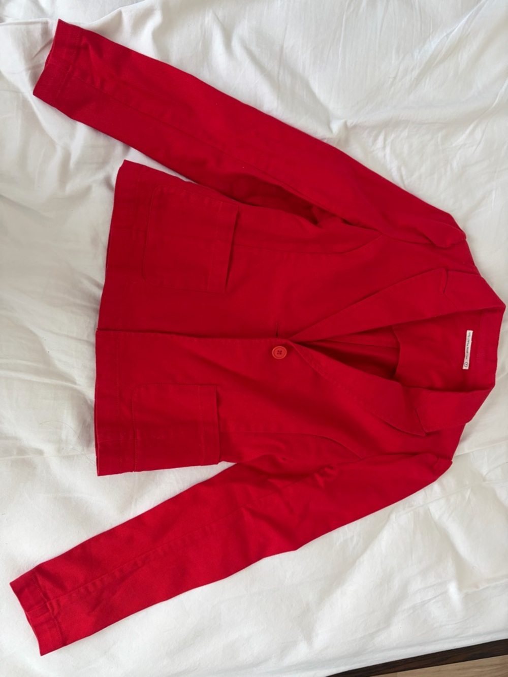 Izzue Red Blazer - Women's Tailored Suit Jacket with pockets - Picture 2 of 3